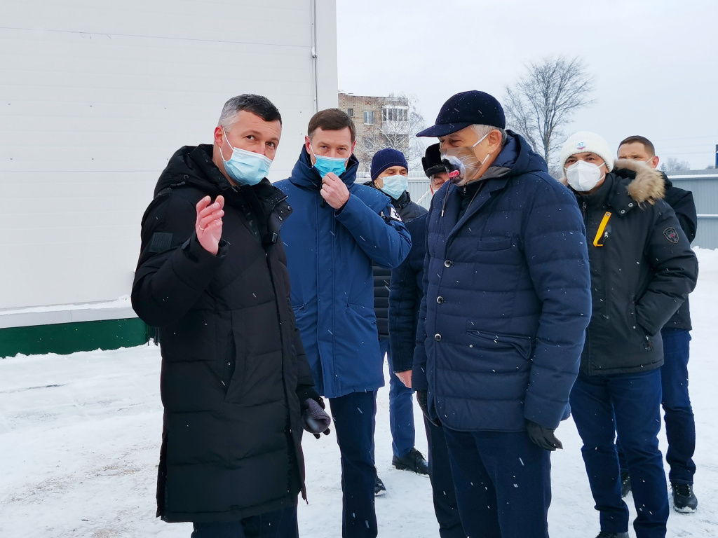 Губернатор Ленинградской области Александр Дрозденко посетил очистные сооружения в поселке Каложицы Губернатор Ленинградской области Александр Дрозденко посетил очистные сооружения в поселке Каложицы1.jpg